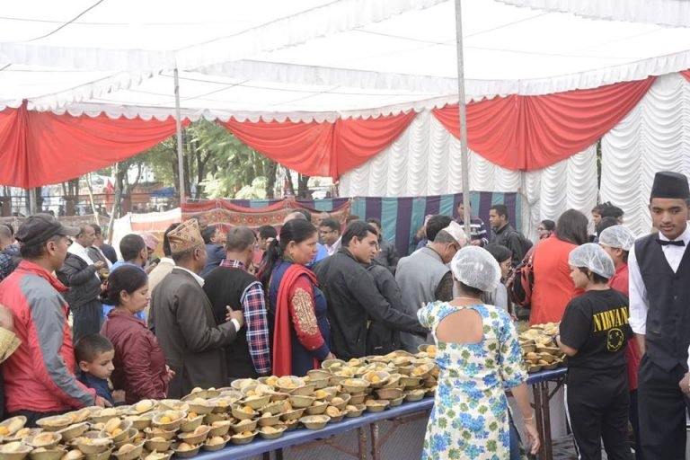 नेकपाको चियापानमाः४० लाखभदा बढीको खानपान