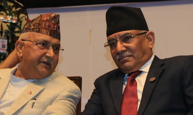 ओली र प्रचण्डलगायतका नाममा सर्वोच्चमा रिट दर्ता