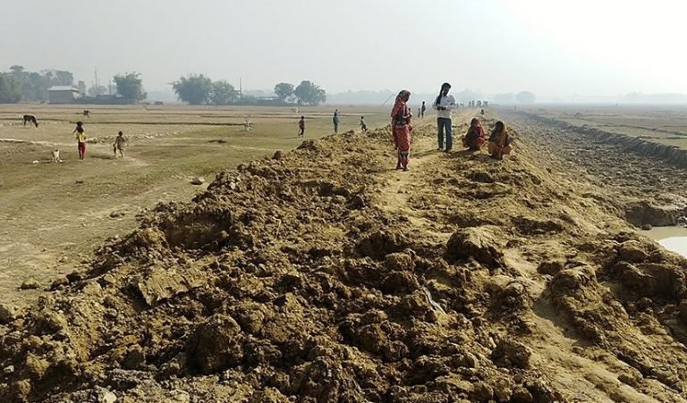 भारतले भत्कायो दशगजाको सडक