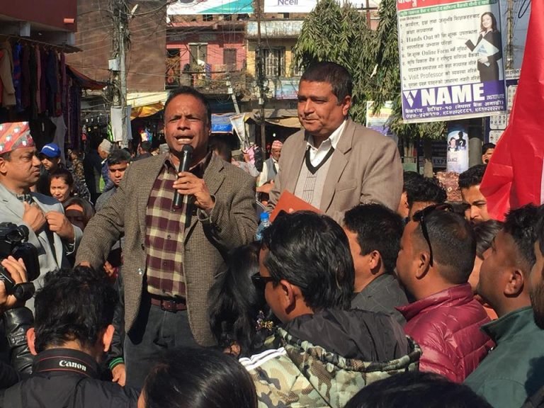 प्रधानमन्त्री केपी ओली राष्ट्रवादी नेता होइननःघिमिरे