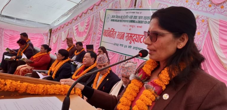 अब सहकारीले उद्योग, व्यवसायमा लगानी गर्नुपर्छः मन्त्री अर्याल