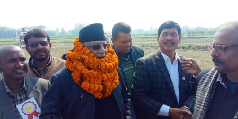 मधेशीलाई अधिकार दिलाउछौः प्रचण्ड