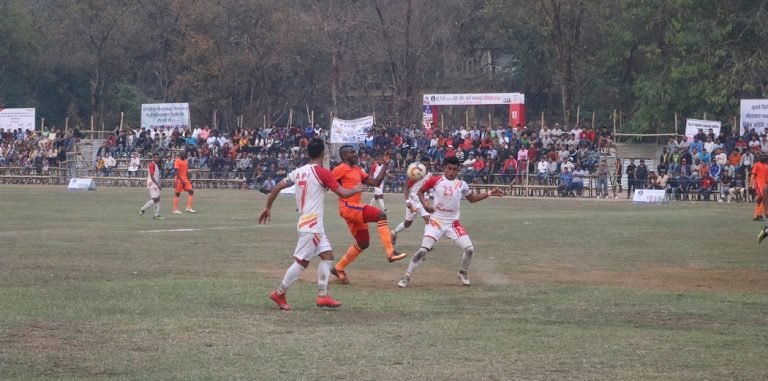 अफ्रिकी टिम दाफिन्ससँग एपिएफको हार