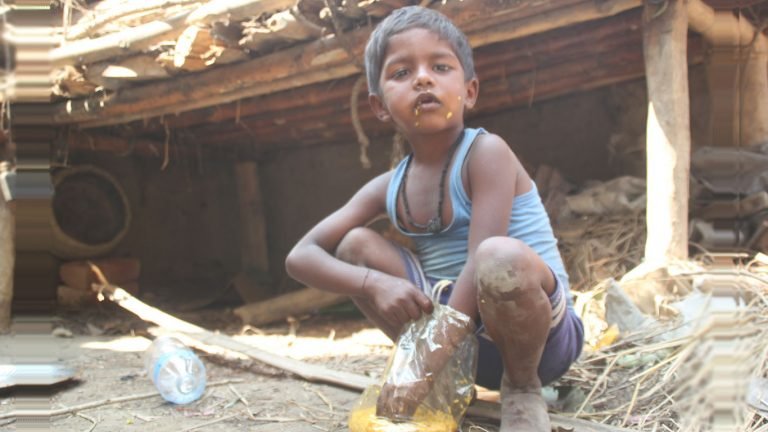 हावाहुरीले बिचल्लीमा बालबालिका