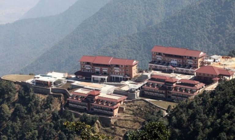 चन्द्रागिरिमा कटेज भन्दै ठूला ठुला विल्डिङ निर्माण