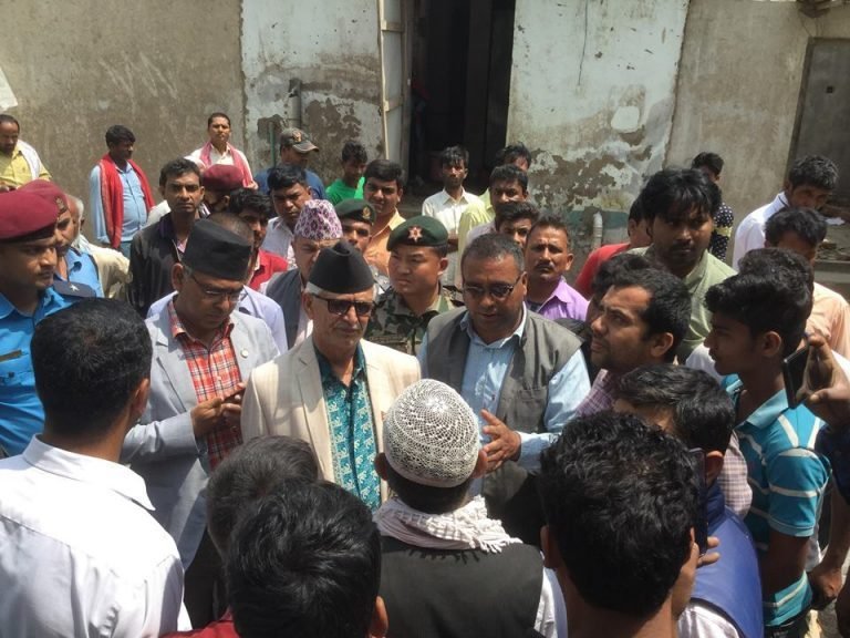 हावाहुरीपीडितलाई  ३ नं.प्रदेश सरकारको साथ