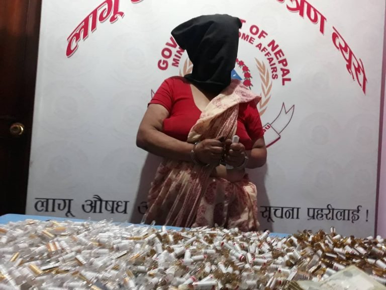 आमाले नै सिकाइन छोराहरुलाई लागूऔष  सेवन गर्न