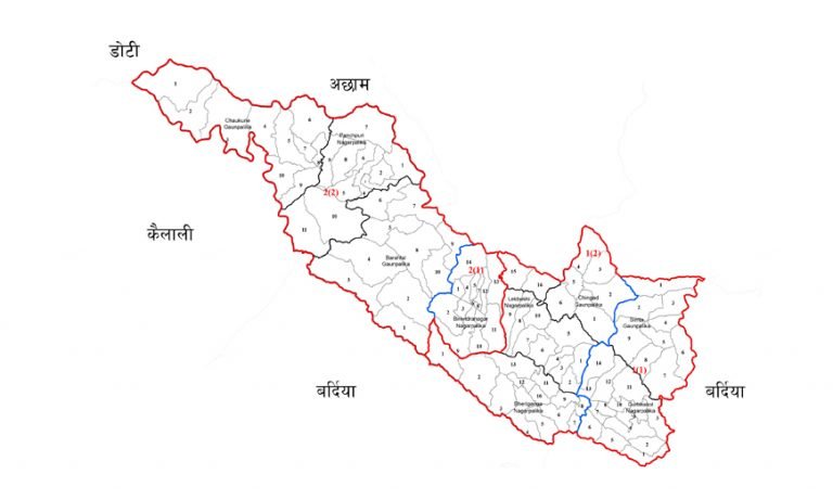 विप्लवका कार्यकर्ताले सुर्खेतमा यात्रुवाहक बस जलाए