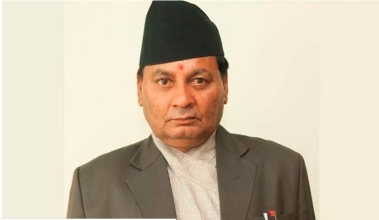अख्तियारका पूर्व आयुक्त राजनारायण पाठक ७८ लाख धरौटी बुझाएर छुटे