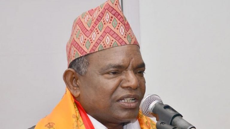 लोकसेवाको विज्ञापन रद्द हुँदैनःलालबाबु पण्डित