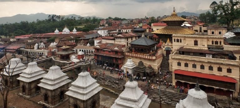 ६ दशकमा पशुपतिनाथ मन्दिरको आम्दानी ९ किलो सुन