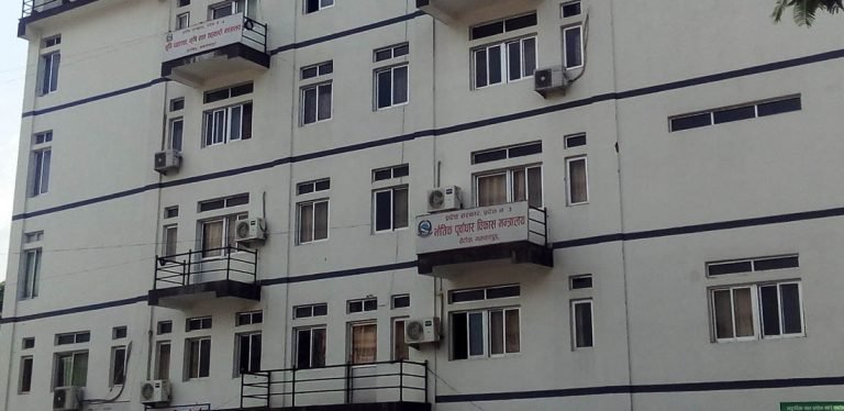 भौतिक मन्त्रालय ८ महिनादेखि मन्त्रीबिहीन, राजीनामा दिए सल्लाहकारले