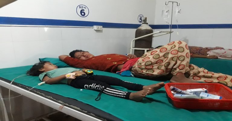 च्याउ खाँदा ११ जना बिरामी, दुई जनाको अवस्था चिन्ताजनक