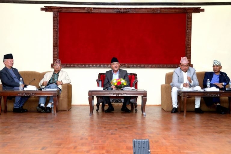 गुठी विधेयकबारे जनताको पक्षमा निर्णय गर्छुँः प्रधानमन्त्री