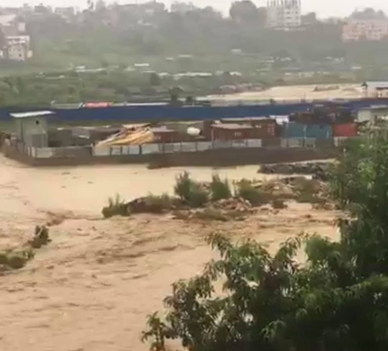 बाढी पहिरो अपडेटः देशभर १७ जनाको मृत्यु ,कयौ स्थानमा डुवान