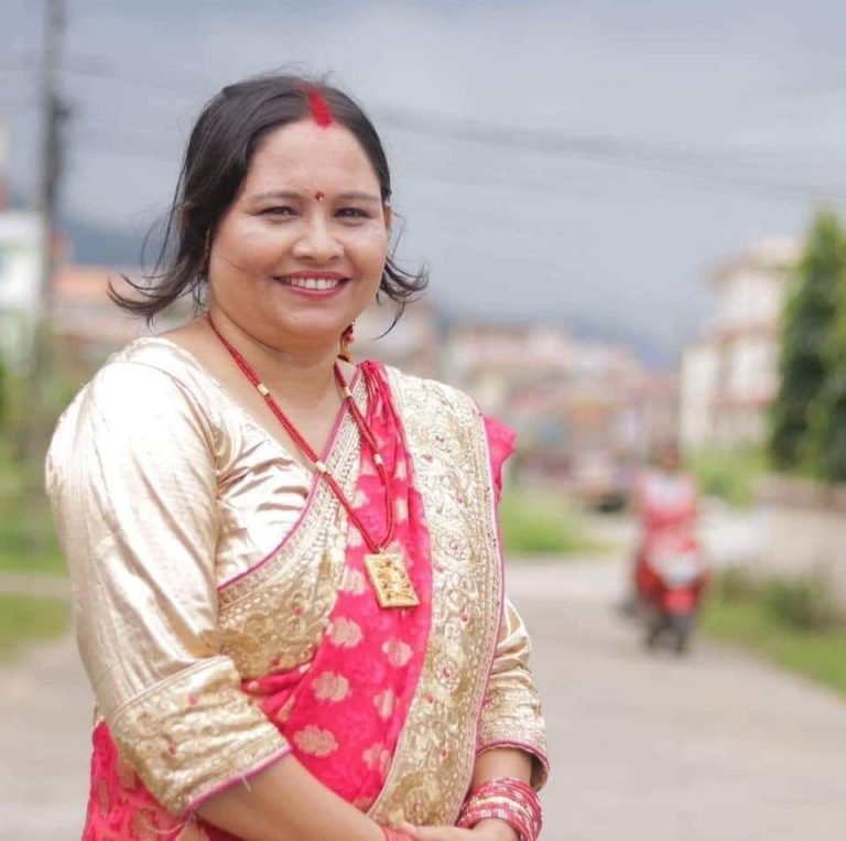 हृदयघातका कारण साहित्यकार अप्सराको निधन