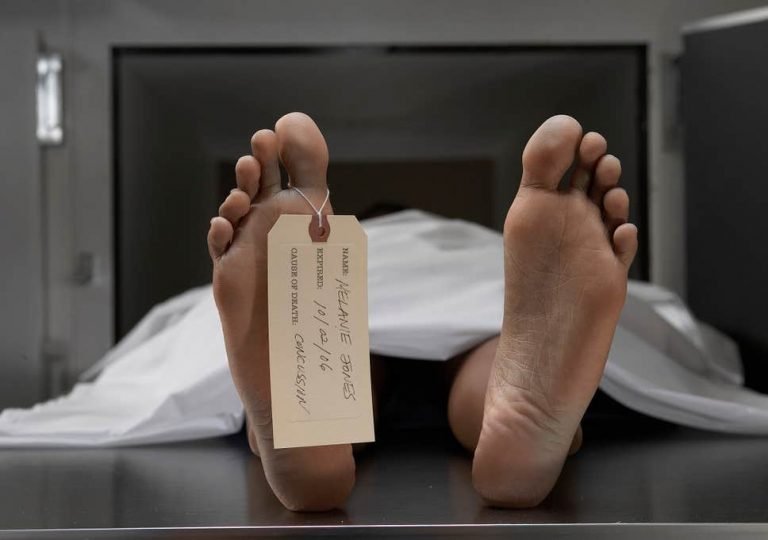 योजना आयोगका कर्मचारीले गरे सिंहदरबारभित्रै आत्महत्या