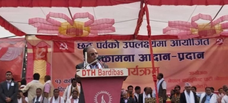 महोत्तरी पुगेर प्रचण्डले भने आन्दोलन गर्नु नपरोस्
