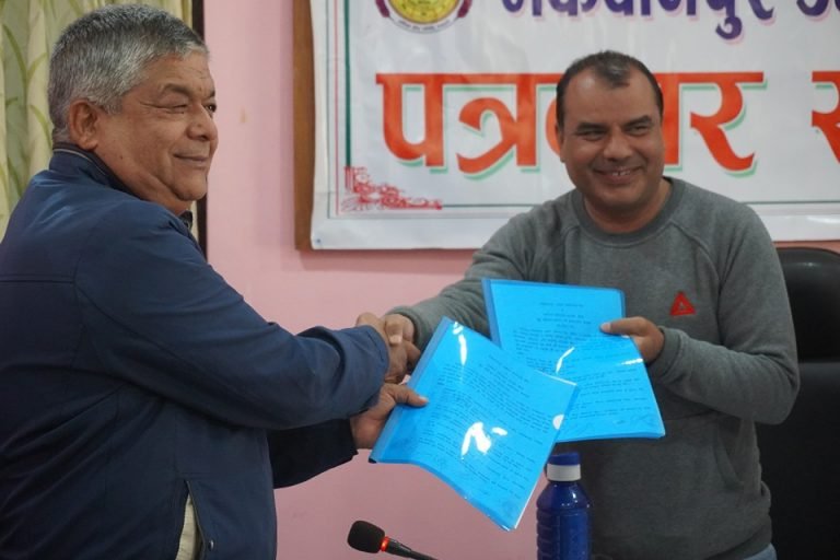 नविकृत सदस्यहरुलाई चुरेहिल अस्पतालले छुट दिँदै