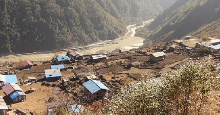कोरोना भाइरस फैलिएपछि किमाथाङ्का नाका बन्द, १४ नेपाली अलपत्र