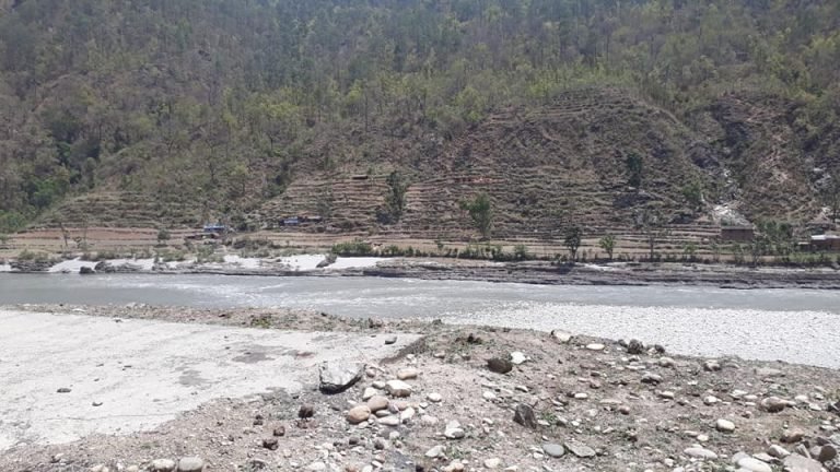 चौरजहारी घटनामा वेपत्ताहरुको खोजी गर्न प्रहरीले माग्यो गोताखोर