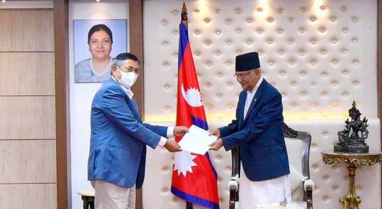 कोरोना नियन्त्रणकोलागि प्रमुख प्रतिपक्षले बुझायो प्रधानमन्त्रीलाई १३ बुद्दे सुझाव