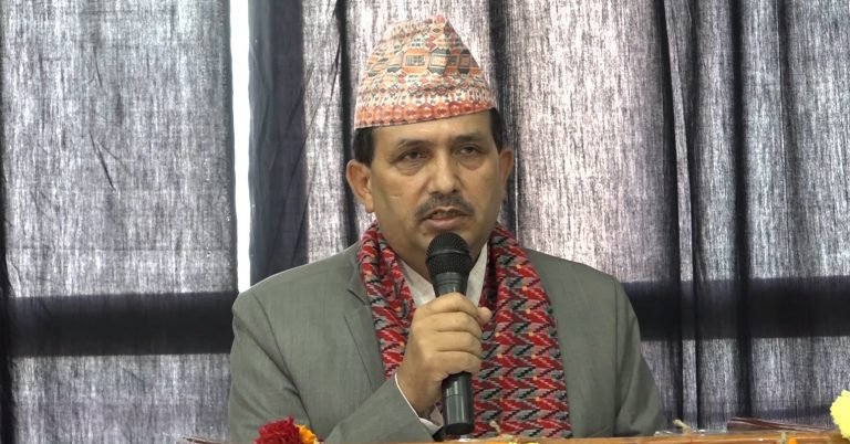 सरकारले गरेको काम नदेख्ने नेपालीलाई मोतियाबिन्दु लागेको छः स्वास्थ्य मन्त्री ढकाल