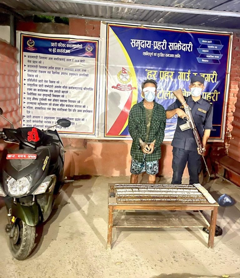 प्रतिबन्धित लागु औषध ४५६ एम्पुलसहित १ जना ब्यक्ति पक्राउ