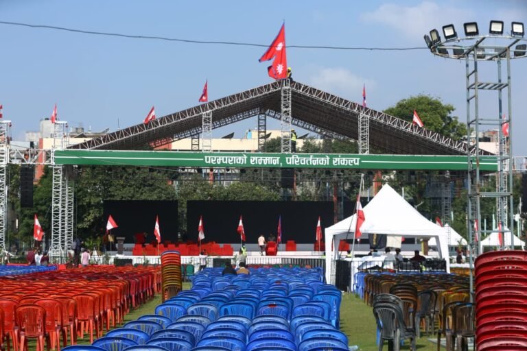 खुलामञ्चमा कांग्रेसको केन्द्रीय कार्यसमिति बैठक बस्दै, त्यसपछि बन्दसत्र सुरु हुने
